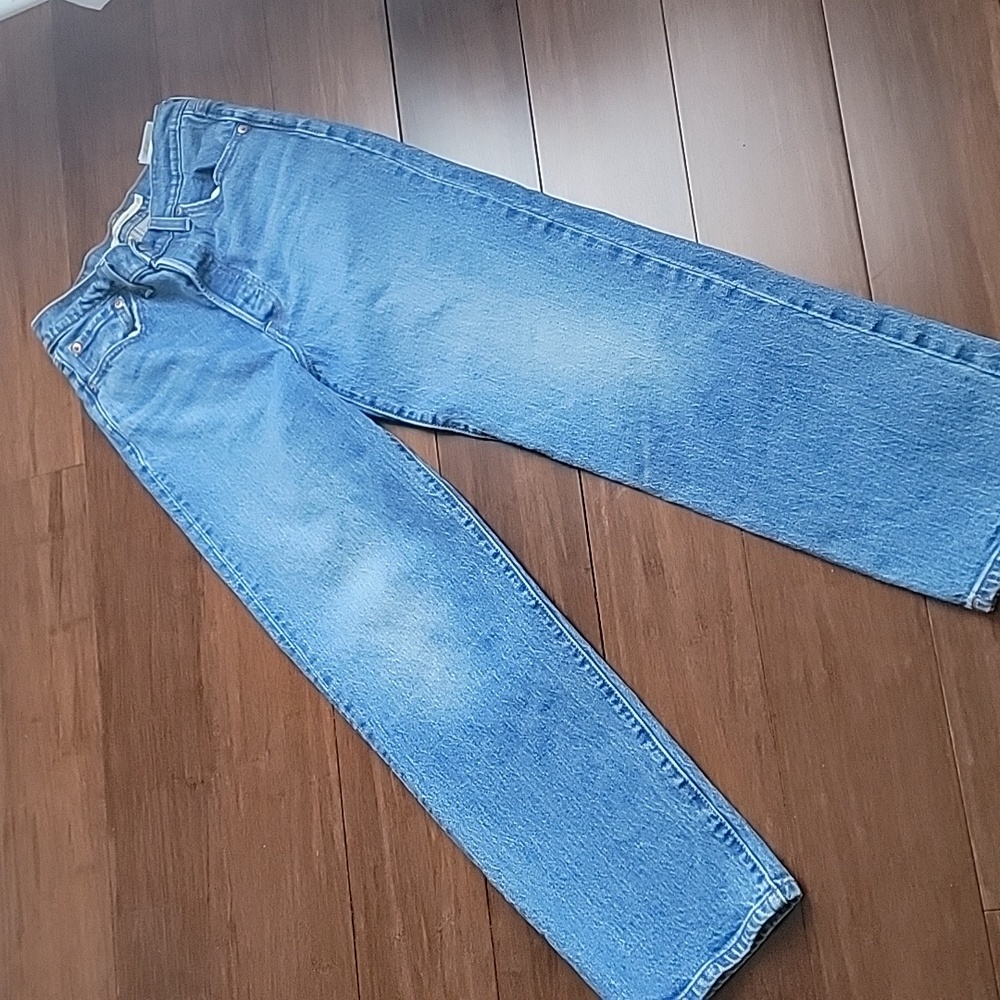 Levis Ribcage 27